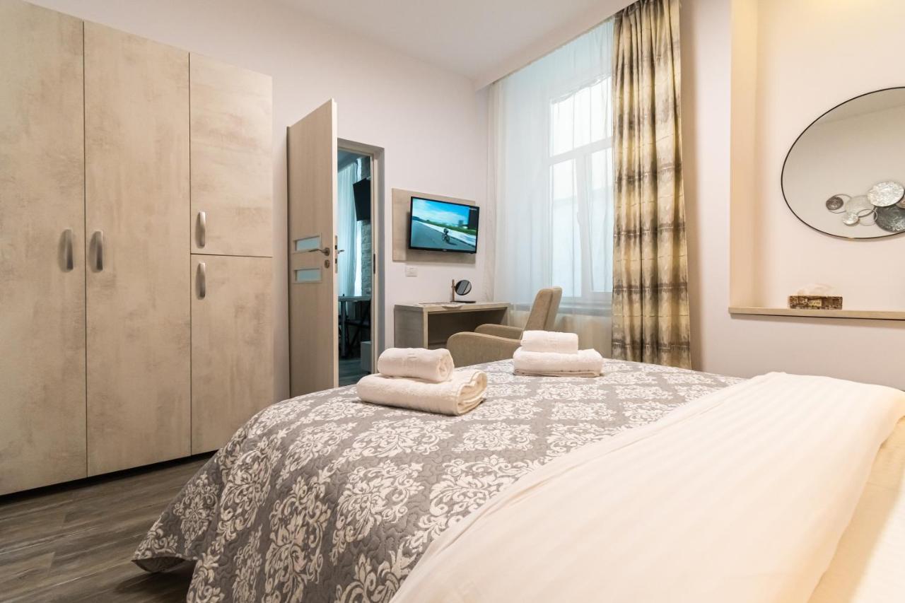 Okbrasov - Apartment & Studio In The Heart Of Old Town, Moments Away From The Black Church Eksteriør billede